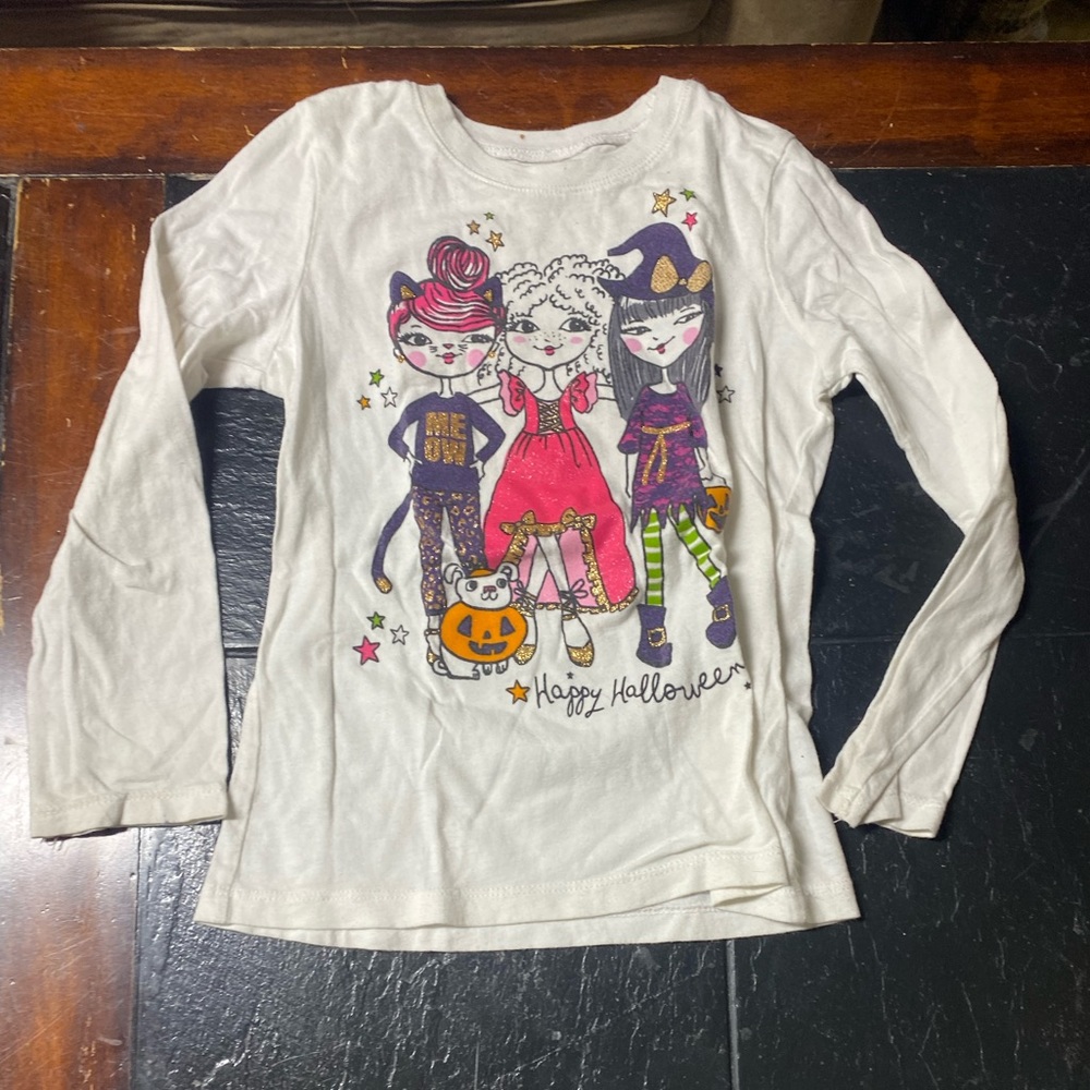 1 girls size 6 long sleeve